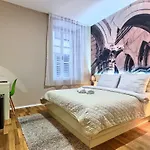 Гостевой дом With Wifi - 12373 Сплит