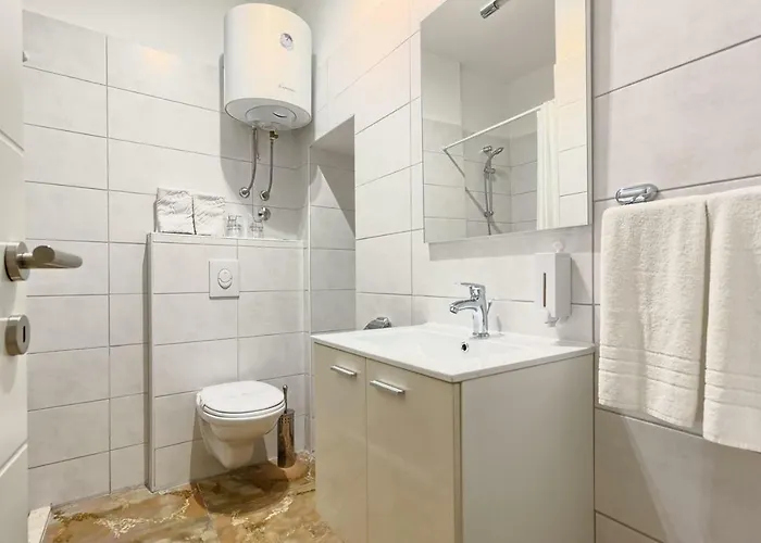Pensionat With Wifi - 12373 Split